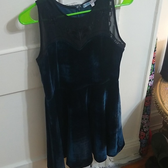 Velvet Dress Large Blueish/Greenish - Picture 1 of 4